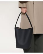 Manufacturer large capacity designer ladies purses and handbags set pu leather crossbody bag for women luxury with custom logo - Image 4